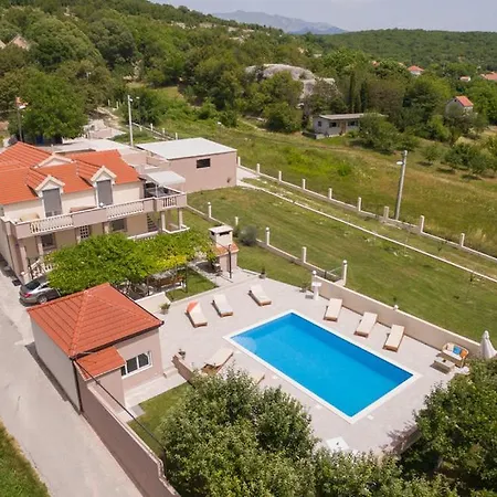 Marendic Апартаменты Obrovac Sinjski